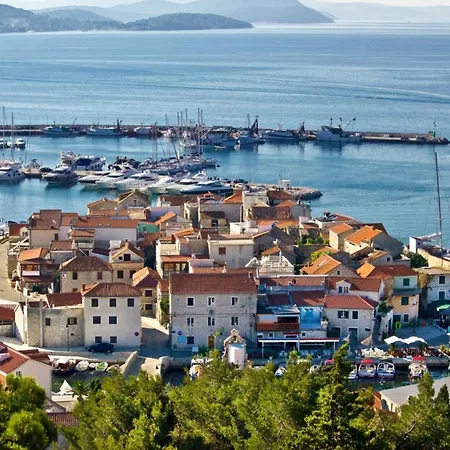 Holiday In Tribunj With Balcony, Air Conditioning, W-lan 5042-2 * Tribunj (Sibenik-Knin)